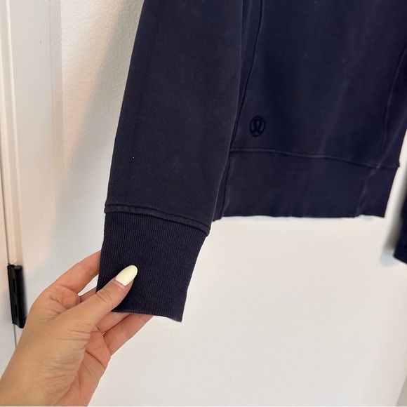 Lululemon Floral Flock Pullover Sweatshirt Midnight Navy Size 4 Women’s - Picture 6 of 12